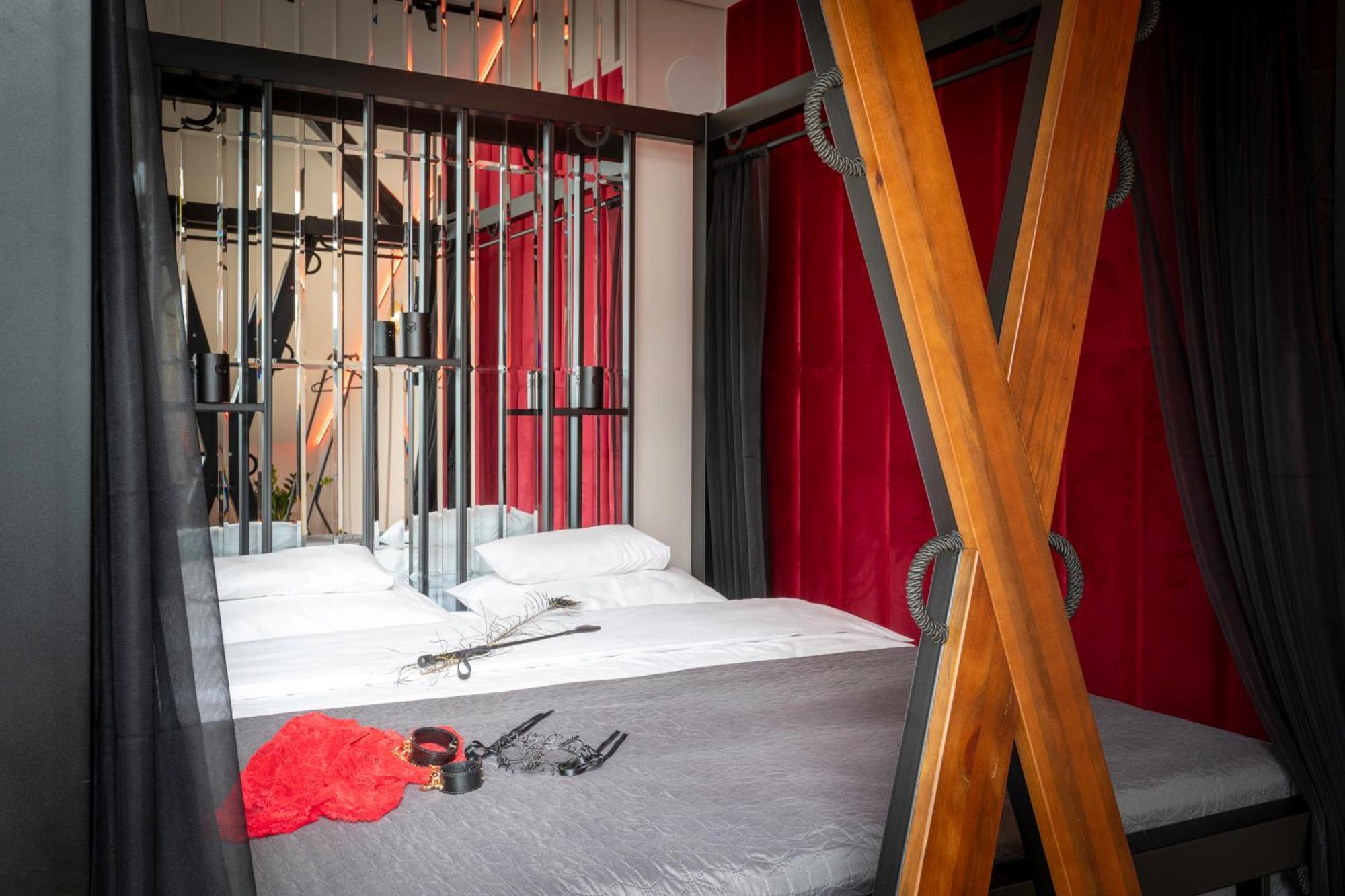 Exclusive Bdsm - Adults Only * Cracovia
