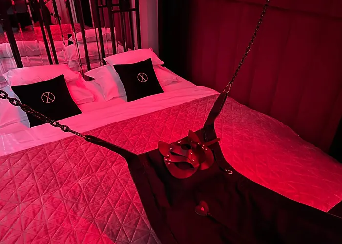Exclusive Bdsm Apartment Krakow - Adults Only